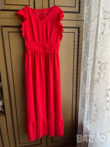 Червена дълга рокля , снимка 1 - Рокли - 44796605