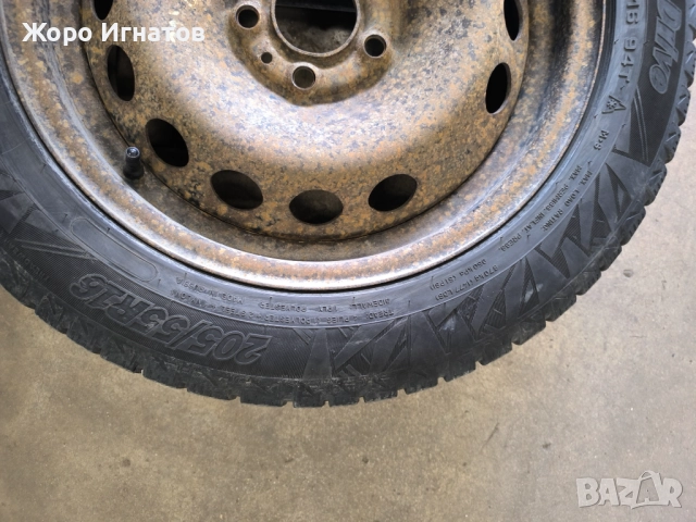 Зимни гуми с джанти 16 цола, снимка 4 - Гуми и джанти - 52552542