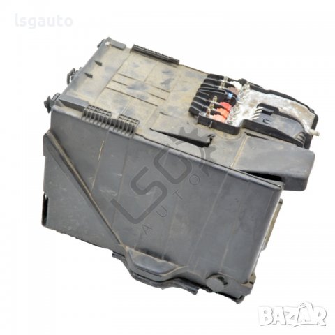 Кутия акумулатор Peugeot 308 I (2007-2015) ID: 96991, снимка 1 - Части - 40163117