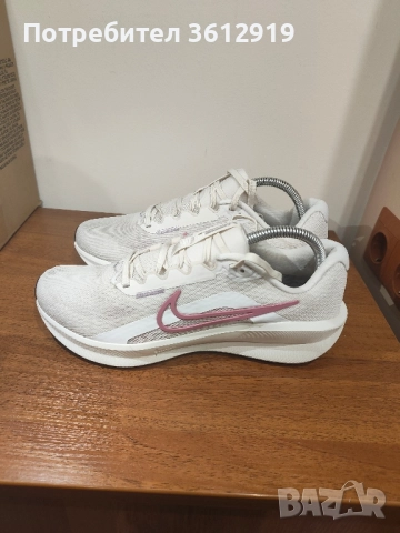 Nike Маратонки / Найк , снимка 5 - Маратонки - 52420844