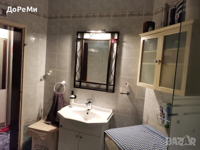 Напълно ОБЗАВЕДЕН апартамент с ГАРАЖ и  ДВОРНО място, снимка 13 - Апартаменти - 51330615