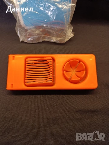 Нова соц яйцерезачка , снимка 2 - Антикварни и старинни предмети - 51075901