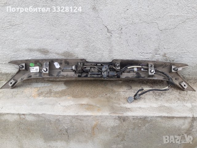 DS73-F43404  Форд мондео-фусион лайсна заден капак багажник, снимка 2 - Части - 37053856