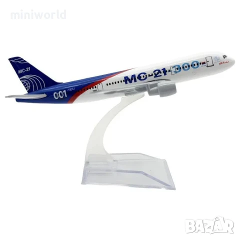 Новият Руски самолет MC-21-300 - мащаб 1:400 на Plane Diecast Aircraft моделът е нов в кутия, снимка 2 - Колекции - 50504898