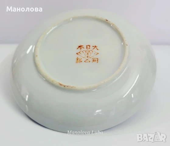 Японски порцеланови чаши с чинийки за кафе Satsuma Moriage., снимка 5 - Антикварни и старинни предмети - 50970374