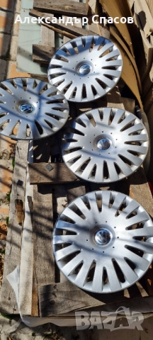 К-т оригинални VW тасове 16" - в много добро състояние, снимка 3 - Аксесоари и консумативи - 52463680