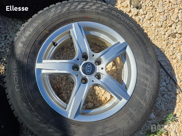 Джанти с гуми Kia Sportage 215/70/16, снимка 3 - Гуми и джанти - 55997018