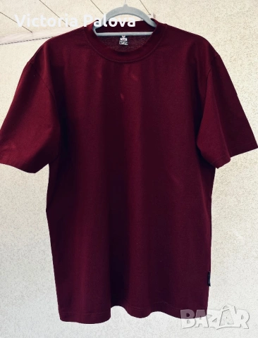 Красива тениска унисекс TRIGEMA - цвят бургунди, 100% суперчесан памук, снимка 3 - Тениски - 53930269