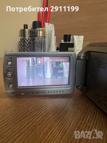 Видеокамера JVC Everio HDD Camcorder 30GB, снимка 5 - Камери - 51742527