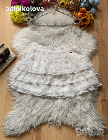 Бяла пола на волани Hollister, снимка 1