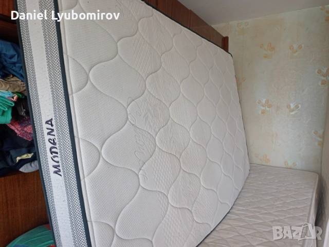 Двустранен матрак Nani с размери 200/120 см. 