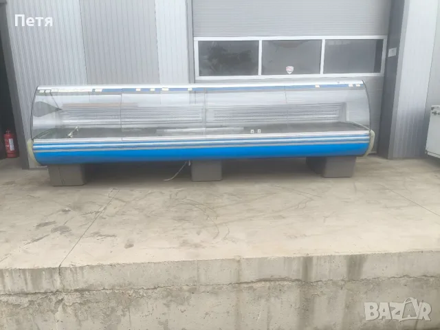 Хладилна Витрина Хоризонтална Плюсова за Хранителен магазин