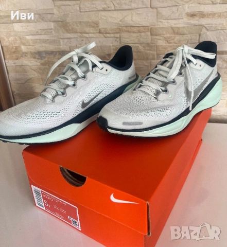 Маратонки NIKE