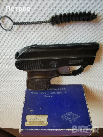 Пистолет Lancia Razzi Mod.1900 6mm black.Антика.Модел 1900 г., снимка 2 - Други ценни предмети - 50916740