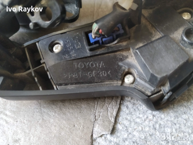 Бутони , волан за Toyota Avensis T25 2007 , 75B596 , Ляв волан, снимка 9 - Части - 45914807