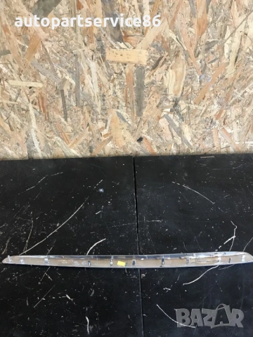 Кора на предна дясна врата за Mercedes ML W164 3.0 CDI (2010) A1647200622 , снимка 2 - Части - 53960111