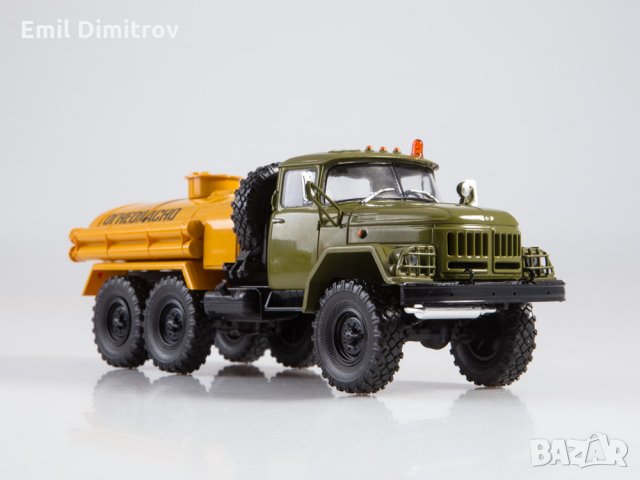 Моделче на ЗИЛ-131 в мащаб 1:43, снимка 3 - Колекции - 31345894
