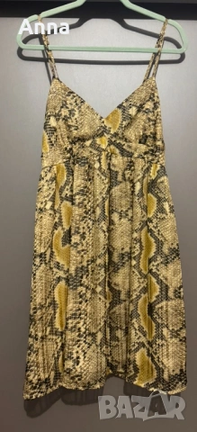 Лятна рокля. Лека 🌸👌. Размер M. Купена от Италия. Носена веднъж🌸🫶🏼