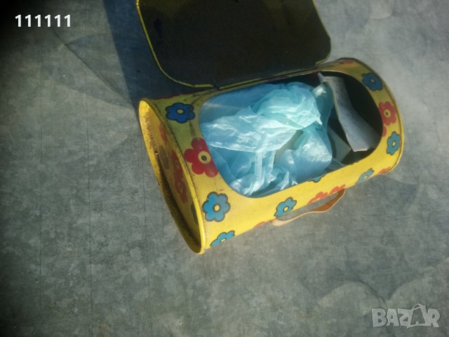 Кутия метална от комунистическо време  много запазена , снимка 8 - Колекции - 31230837