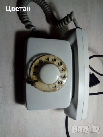 Телефон, снимка 1 - Стационарни телефони и факсове - 35380272