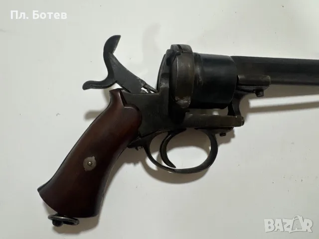 Стар военен револевер, снимка 2 - Антикварни и старинни предмети - 56294837