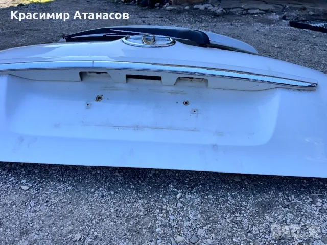 Заден капак за Тойота Аурис 2010-2012г, снимка 11 - Части - 48818840