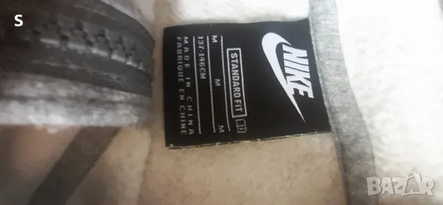 Детски суитчър Nike 137/146, снимка 5 - Детски якета и елеци - 50269048