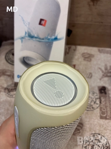 JBL Flip 4 TL White Оригинална тонколона, снимка 4 - Bluetooth тонколони - 52694639