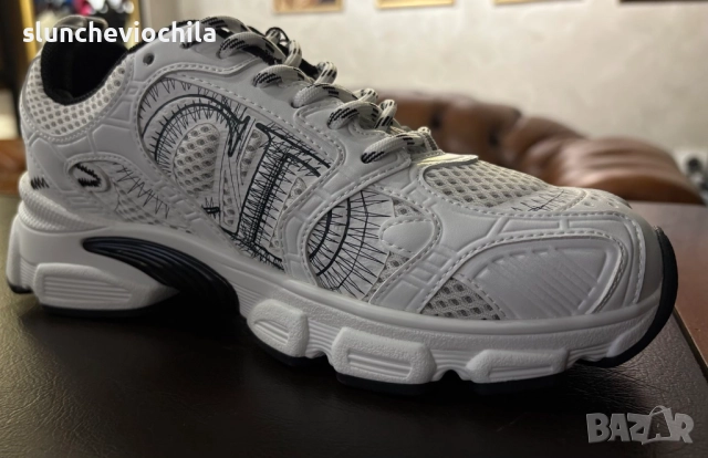 Dior Chrono Sneakers