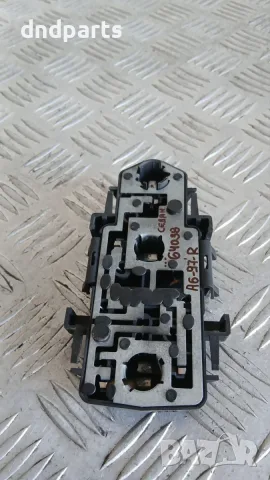 Платка десен стоп Audi A6 1997 Седан 148162 A6 (C4) (1994-1998), снимка 3 - Части - 56026397