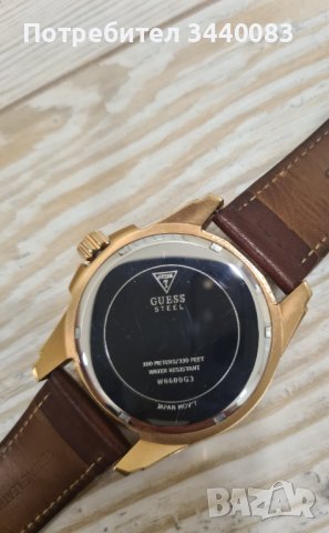 Продавам часовник Guess W0600G3 , снимка 5 - Мъжки - 37388934
