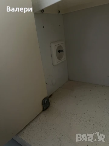 Шкаф за баня Огледало, Контакт , снимка 4 - Шкафове - 50590594