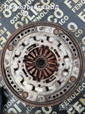 Съединител маховик демфер притискателен феродов огледален диск Мерцедес А170 полуавтомат Mercedes , снимка 4 - Части - 44474445