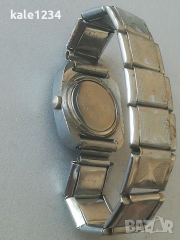 Ретро часовник SLAVA. Made in USSR. Vintage watch. Дамски. Механичен. СЛАВА. СССР. , снимка 8 - Дамски - 37378015