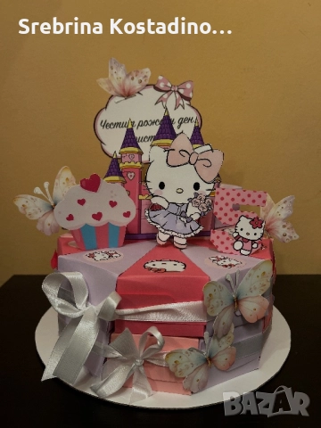 Картонена торта “Hello Kitty”