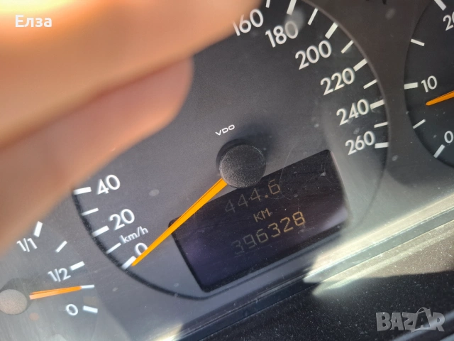 Mercedes-Benz E 220 cdi, снимка 15 - Автомобили и джипове - 54333515