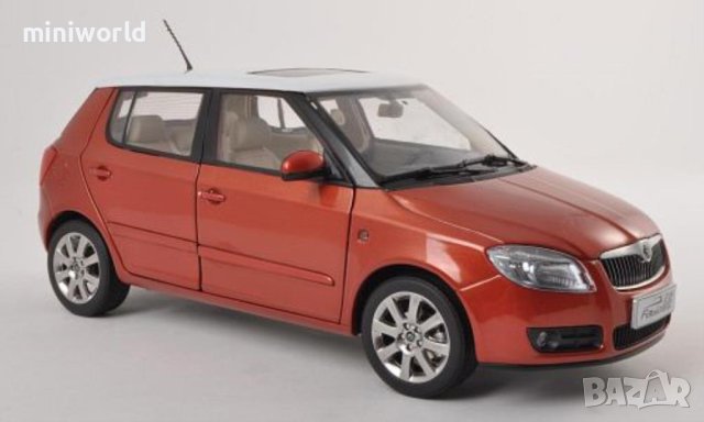 Skoda Fabia 2008 - мащаб 1:18 на Paudi всичко отвяряемо нов в кутия