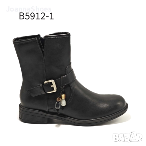 Дамски боти код 5912