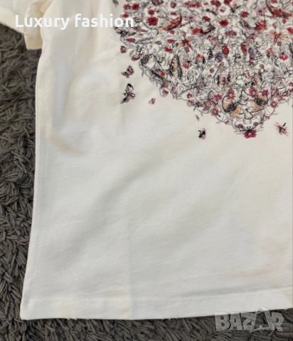 Дамска тениска Dior, снимка 6 - Тениски - 52464182