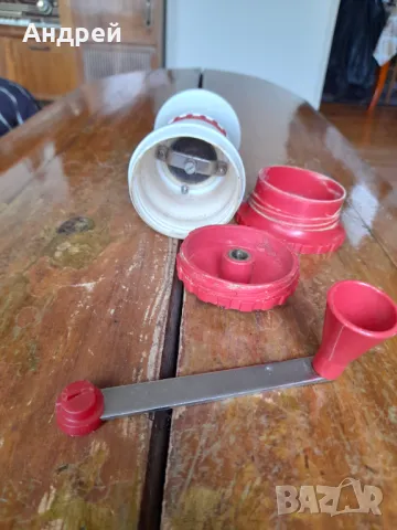 Стара кафемелачка,мелничка,мелница за кафе #26, снимка 4 - Други ценни предмети - 49729653