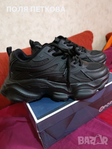 Черни маратонки , снимка 2 - Маратонки - 54061315