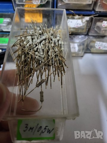 резистор, съпротивление  3 мегаома 0,5 вата