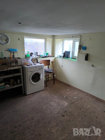 Продавам здрава двуетажна тухлена къща в село Дянково, снимка 6 - Къщи - 52822497