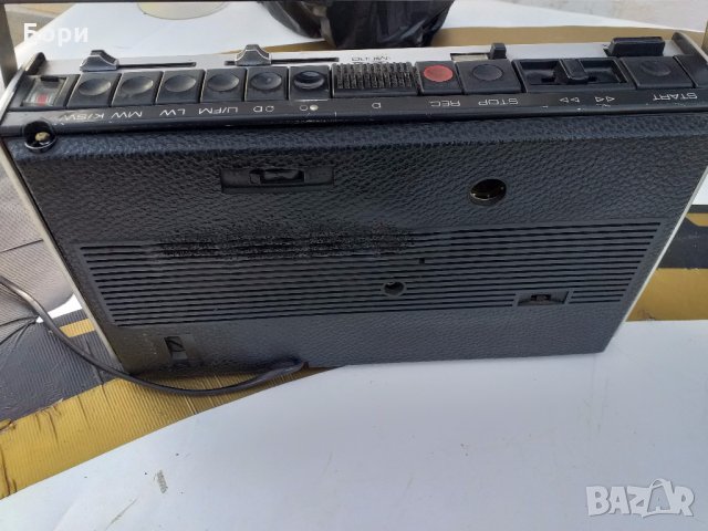 GRUNDIG C4500 Радиокасетофон, снимка 7 - Радиокасетофони, транзистори - 31977919