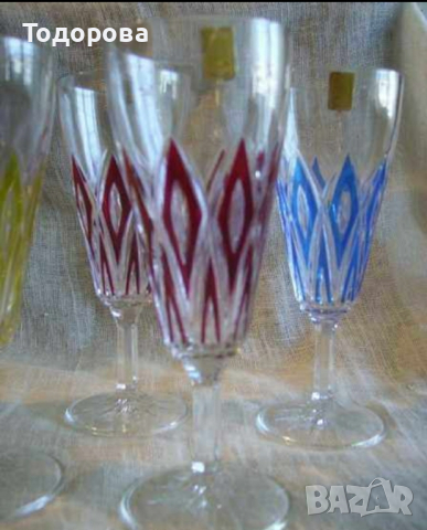 Комплект винени чаши, снимка 2 - Чаши - 44619710