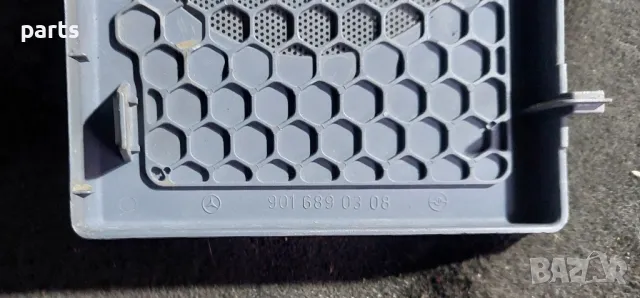 Решетка Табло Мерцедес Спринтер N:2 (Н)
- 9016890308, снимка 4 - Части - 50432317