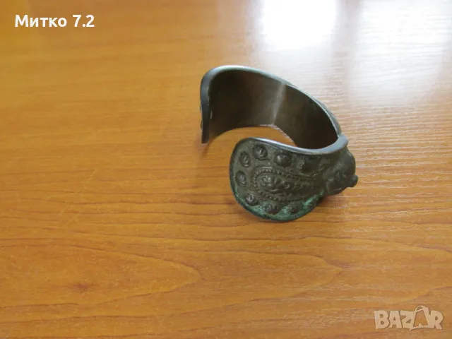 Стара автентична  възрожденска гривна - рогатка, снимка 4 - Антикварни и старинни предмети - 50335747