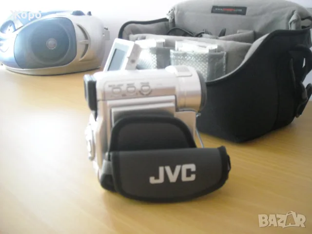 Видеокамера JVC , снимка 6 - Камери - 56457297