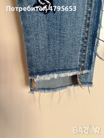 Много ефектни дънки Desigual, размер 24, снимка 4 - Дънки - 54235718