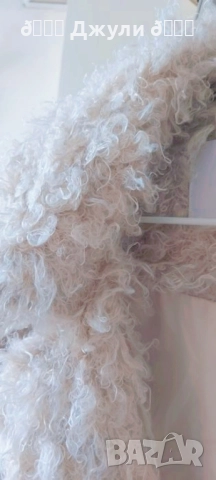 Пухкаво палто с естествен косъм от лама, снимка 14 - Палта, манта - 52053837